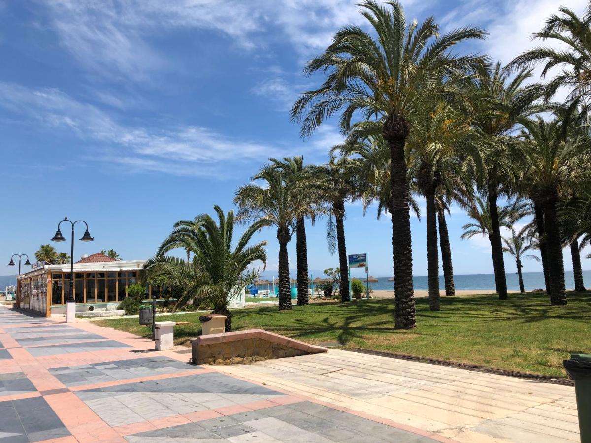 Carihuela Beach Apartment, 2Nd Line Торемолинос Екстериор снимка
